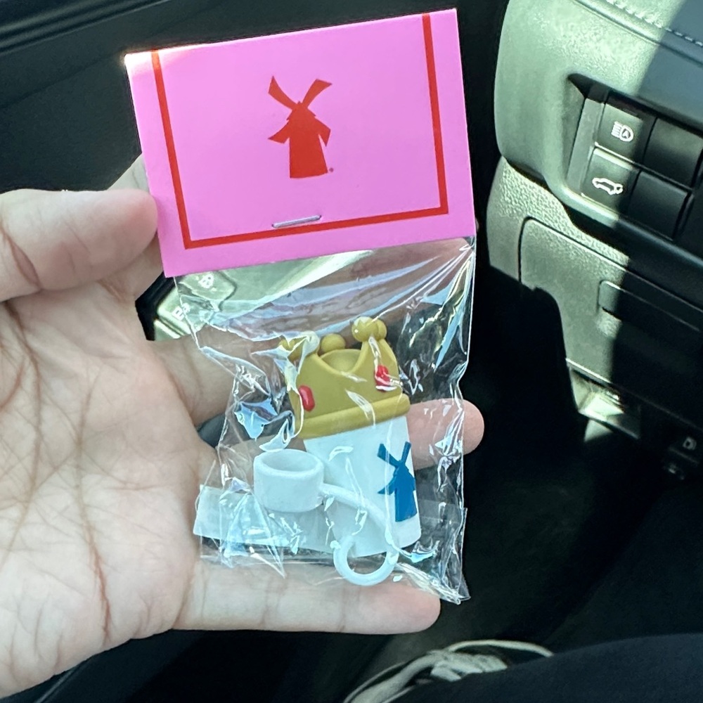 Windmill Keychain with Mug Charm